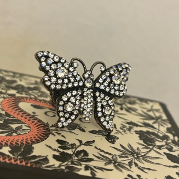 Gucci Butterfly Ring Size XS - Picture 2 of 5